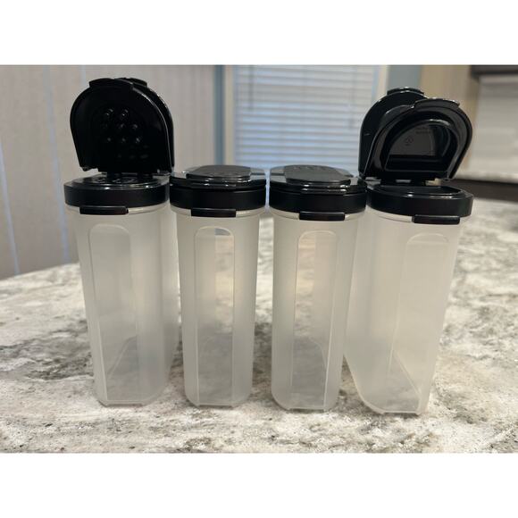 Tupperware Modular Mates Plastic Spice Shakers, set of 4 - Picture 2 of 7